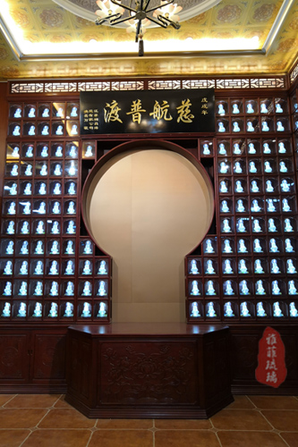 泉州南安水头双灵寺定制 · 佛龛